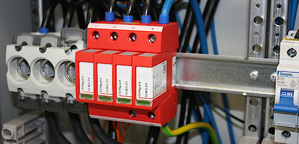 Über­spannungs­schutz bei Elektroinstallation Jens Heidrich in Zwönitz